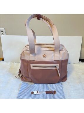 Lululemon daily gym bag
